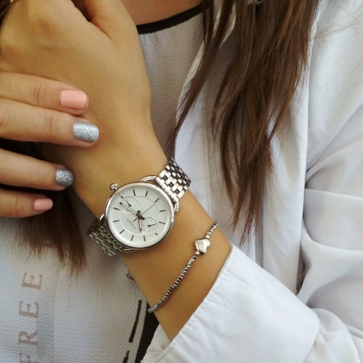  Shop Authentic Fossil Tailor Silver Dial Silver Steel Strap Watch for Women - ES3712 - Luxxuri