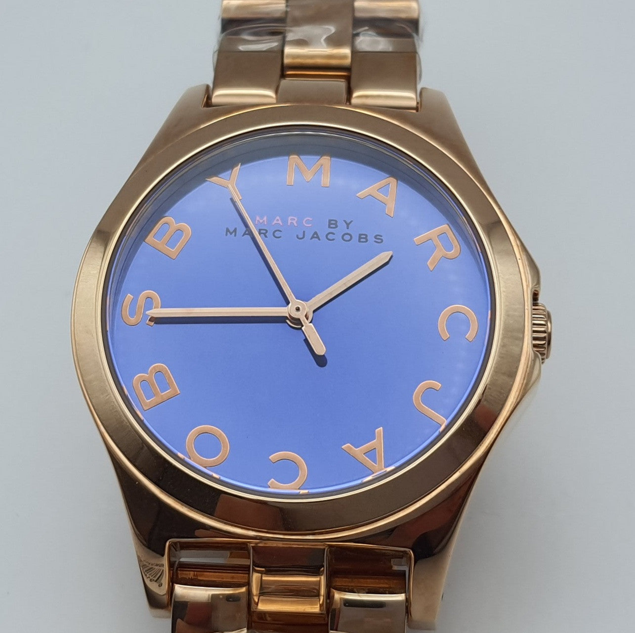  Shop Authentic Marc Jacobs Henry Blue Dial Rose Gold Steel Strap Watch for Women - MBM3213 - Luxxuri