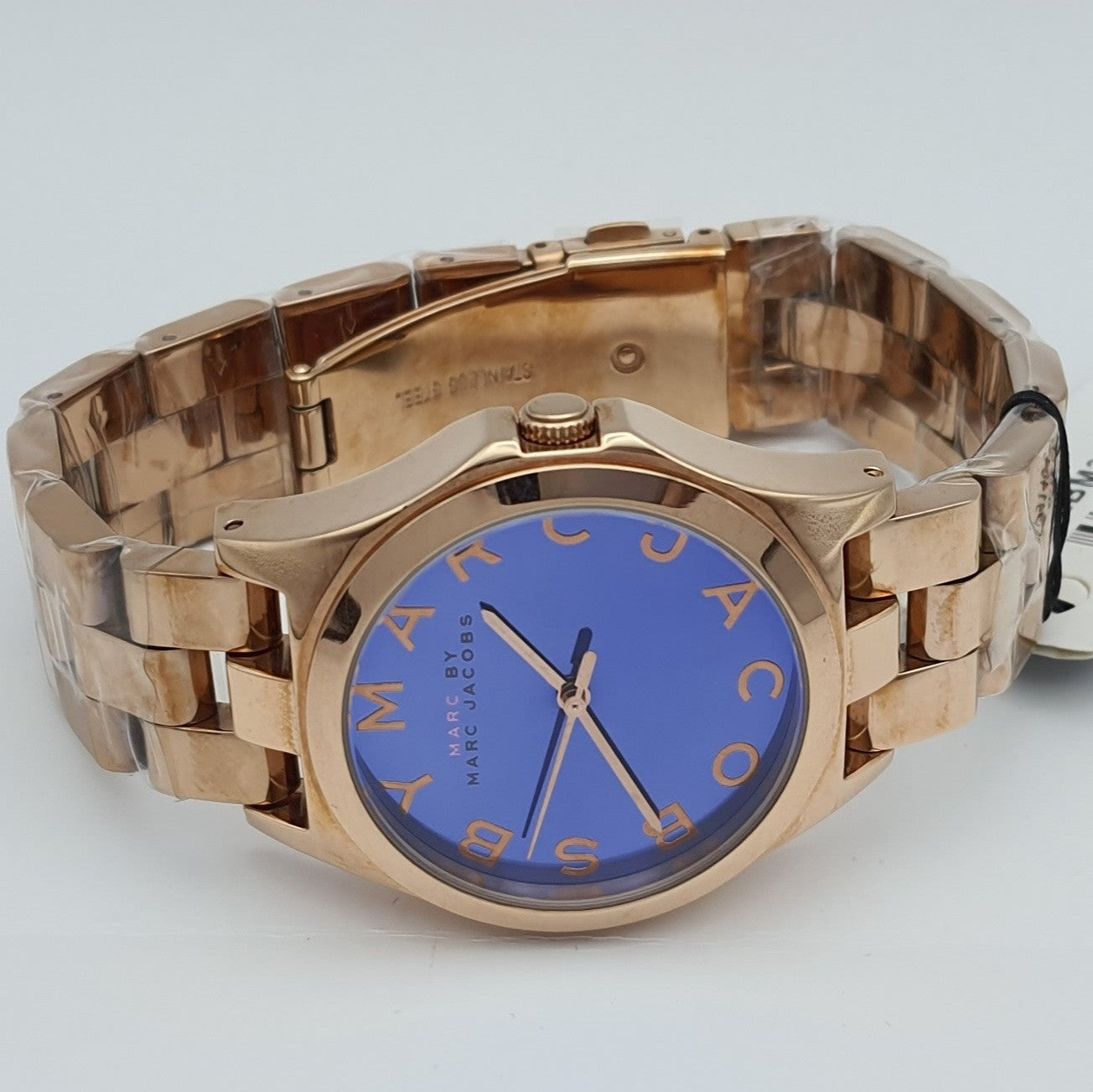  Shop Authentic Marc Jacobs Henry Blue Dial Rose Gold Steel Strap Watch for Women - MBM3213 - Luxxuri