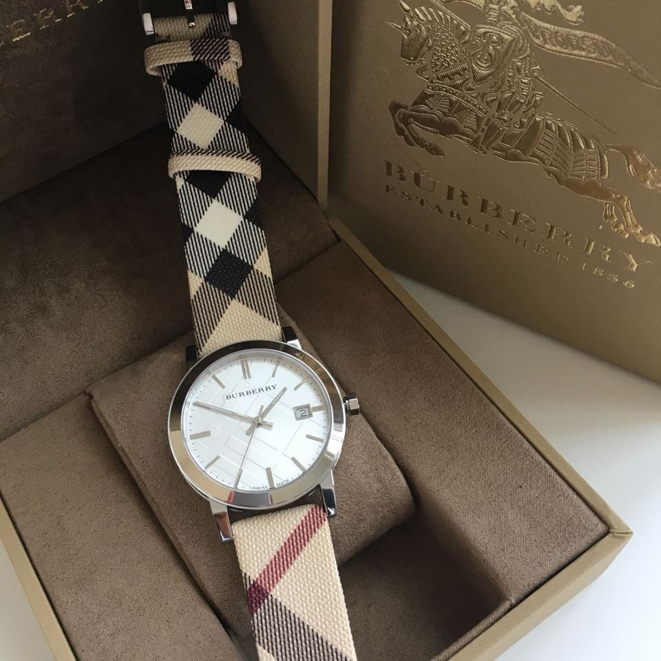  Shop Authentic Burberry The City Nova Silver Dial White Leather Strap Watch for Women - BU9022 - Luxxuri
