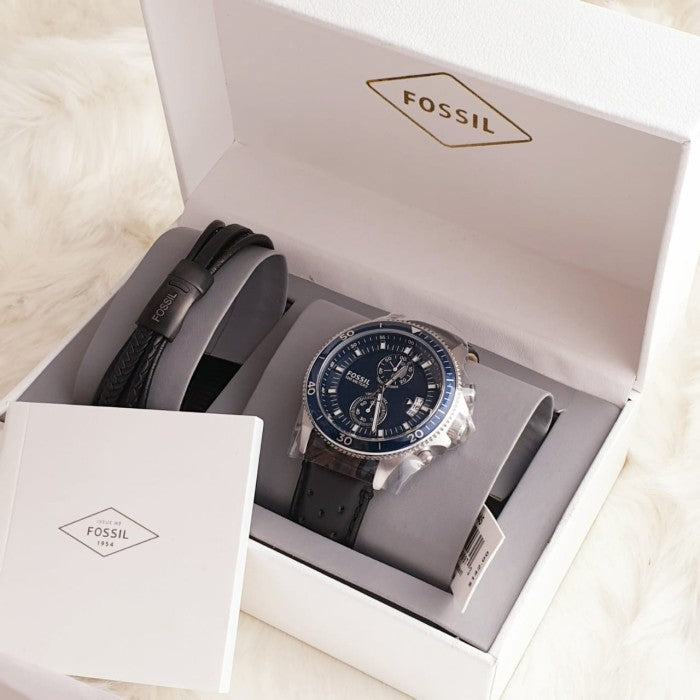  Shop Authentic Fossil Wakefield Chronograph Blue Dial Black Leather Strap Watch for Women - CH2945 - Luxxuri