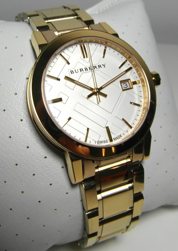  Shop Authentic Burberry The City Silver Dial Gold Steel Strap Unisex Watch - BU9003 - Luxxuri