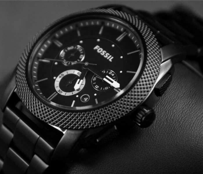  Shop Authentic Fossil Machine Chronograph Black Dial Black Steel Strap Watch for Men - FS4552 - Luxxuri