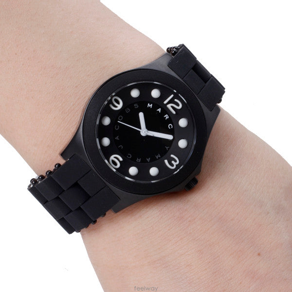  Shop Authentic Marc Jacobs Pelly Black Dial Black Silicone Strap Watch for Women - MBM2528 - Luxxuri