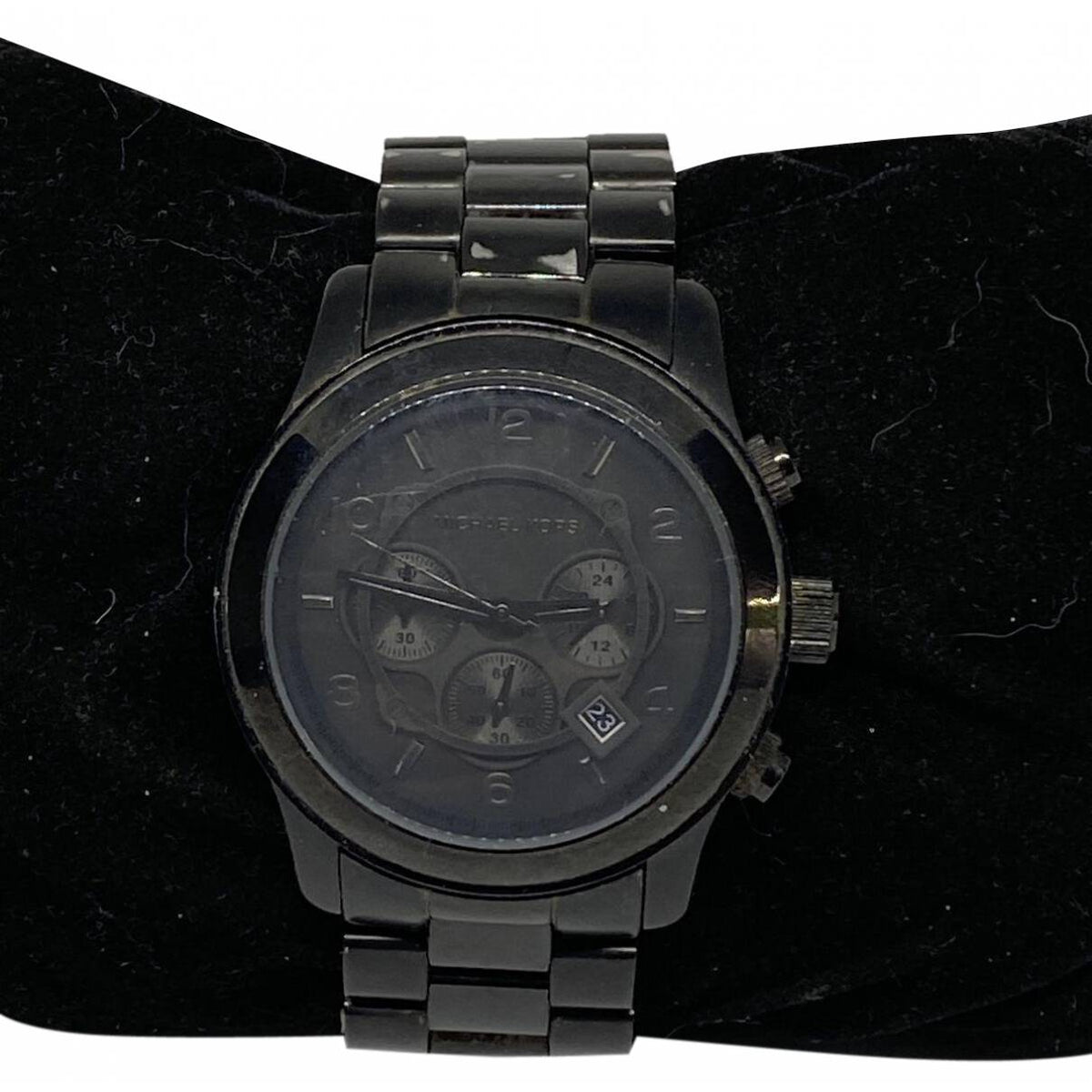  Shop Authentic Michael Kors Runway Chronograph Black Dial Black Steel Strap Watch for Men - MK8157 - Luxxuri