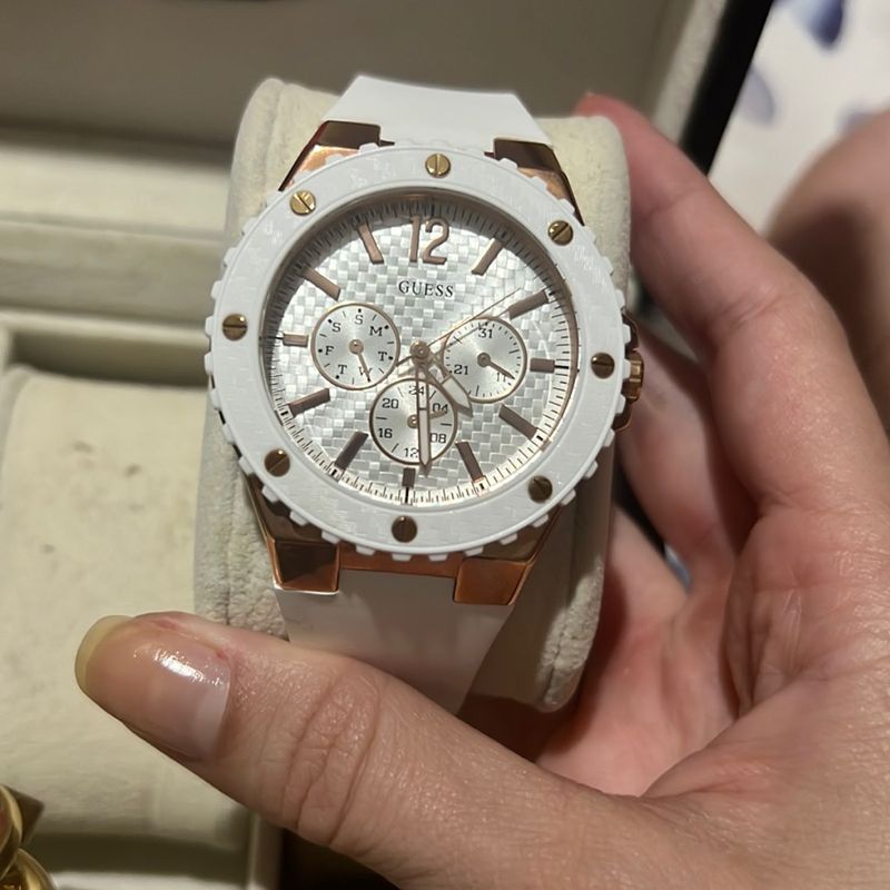  Shop Authentic Guess Overdrive Analog White Dial White Rubber Strap Watch for Women - W10614L2 - Luxxuri