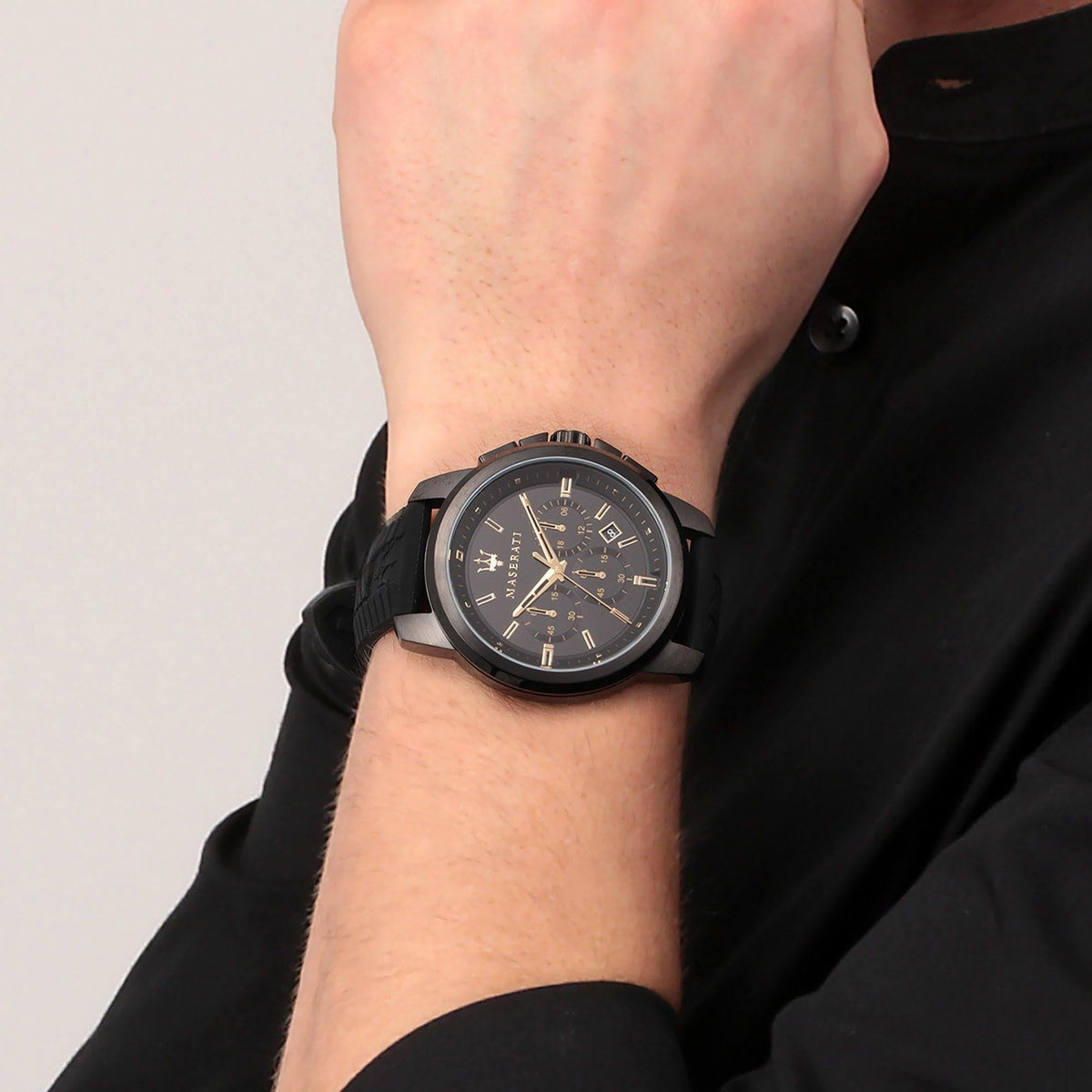  Shop Authentic Maserati Successo Black Dial Black Rubber Strap Watch For Men - R8871621011 - Luxxuri