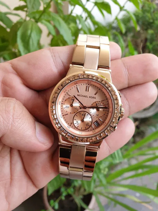  Shop Authentic Michael Kors Dylan Rose Gold Rose Gold Steel Strap Watch for Women - MK5586 - Luxxuri