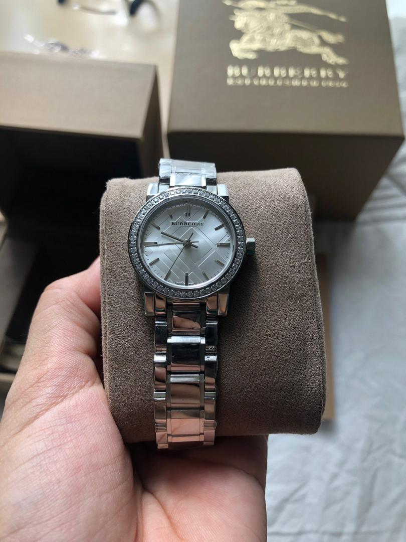  Shop Authentic Burberry The City Diamonds Silver Dial Silver Steel Strap Watch for Women - BU9220 - Luxxuri