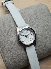  Shop Authentic Marc Jacobs Henry Dinky White Dial White Leather Strap Watch for Women - MBM1234 - Luxxuri