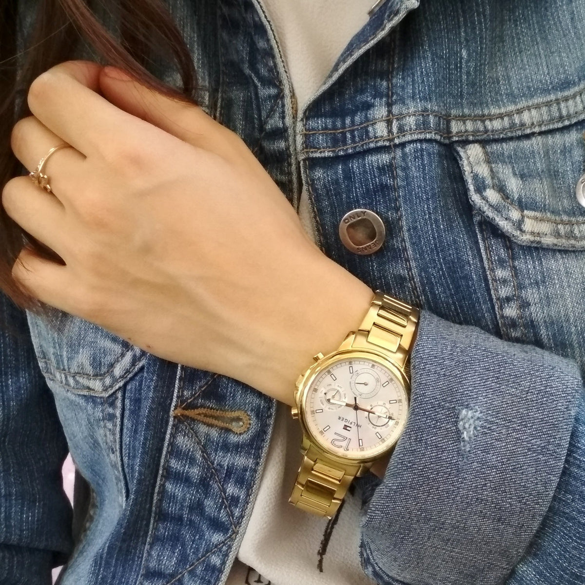  Shop Authentic Tommy Hilfiger Claudia White Dial Gold Steel Strap Watch for Women - 1781742 - Luxxuri