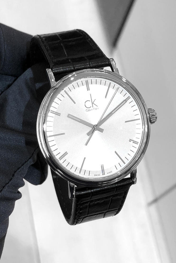  Shop Authentic Calvin Klein Surround Silver Dial Black Leather Strap Watch for Men - K3W211C6 - Luxxuri