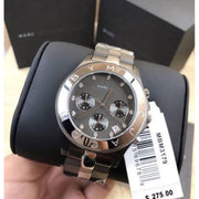  Shop Authentic Marc Jacobs Blade Chronograph Grey Dial Two Tone Steel Strap Watch for Women - MBM8583 - Luxxuri