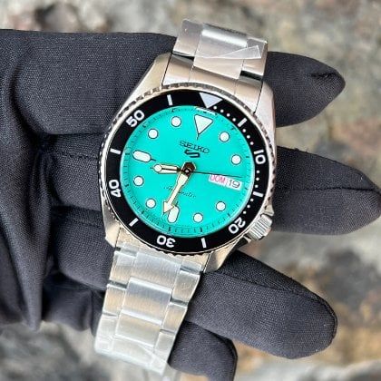  Shop Authentic Seiko 5 Sports SKX Midi Automatic Teal Dial Silver Steel Strap Watch For Men - SRPK33K1 - Luxxuri