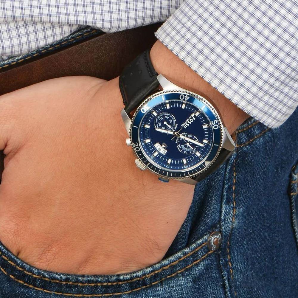  Shop Authentic Fossil Wakefield Chronograph Blue Dial Black Leather Strap Watch for Women - CH2945 - Luxxuri