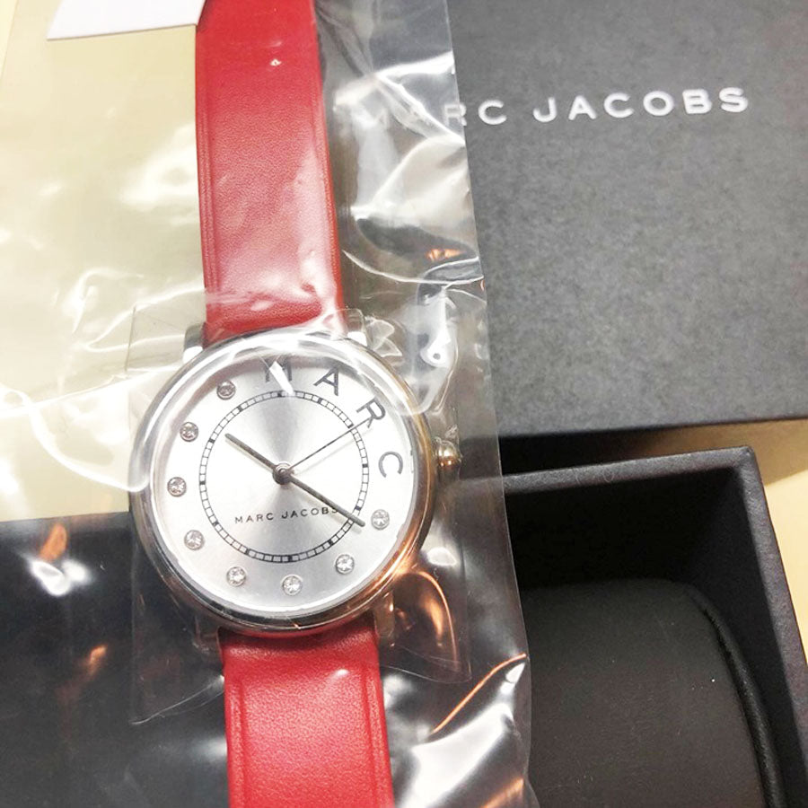  Shop Authentic Marc Jacobs Roxy Silver Dial Red Leather Strap Watch for Women - MJ1632 - Luxxuri
