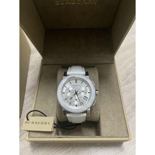  Shop Authentic Burberry City Chronograph White Dial White Leather Strap Watch For Women - BU9701 - Luxxuri