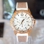  Shop Authentic Guess Swirl Quartz Silver Dial White Rubber Strap Watch For Women - W1096l2 - Luxxuri