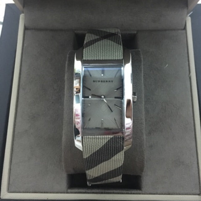  Shop Authentic Burberry Nova Check Silver Dial Two Tone Leather Strap Watch For Women - BU9404 - Luxxuri