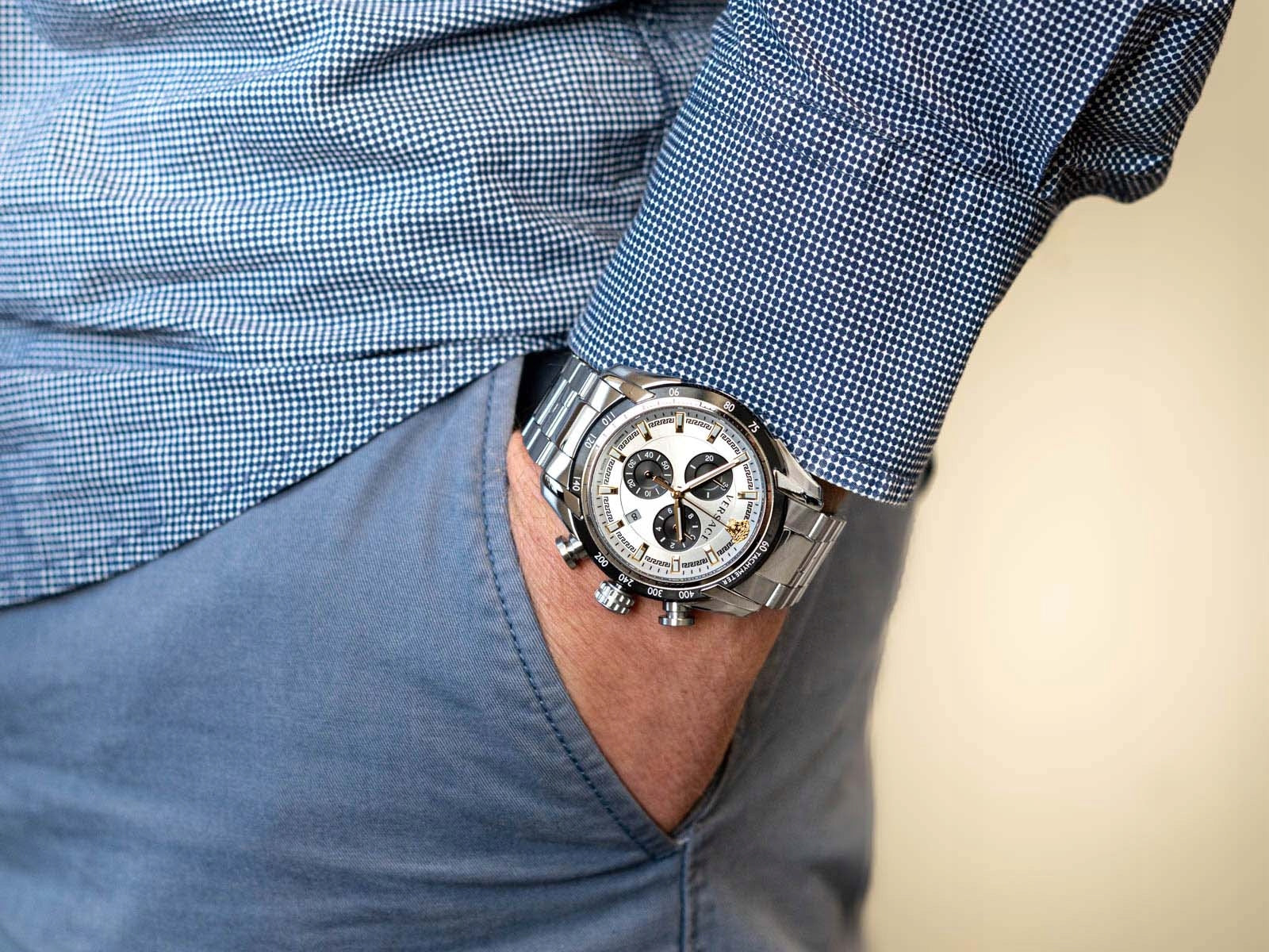  Shop Authentic Versace V-Ray Chronograph Quartz Silver Dial Silver Steel Strap Watch For Men - VE2I00321 - Luxxuri