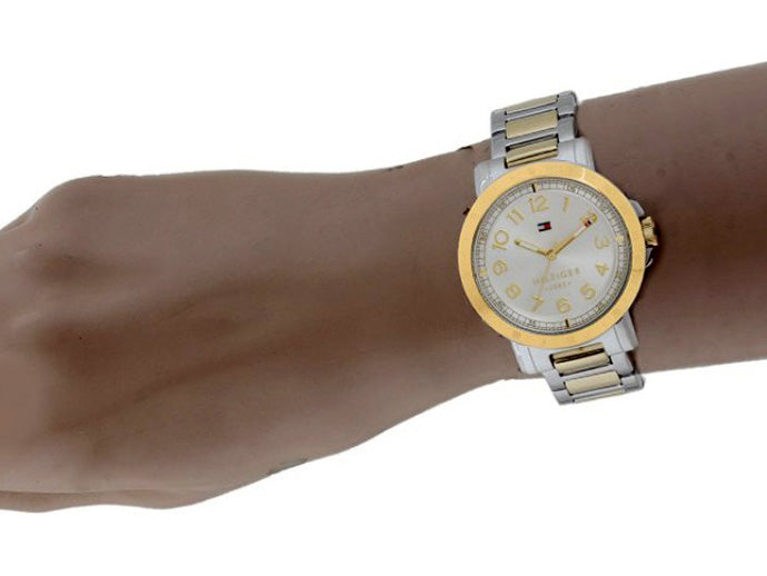  Shop Authentic Tommy Hilfiger Damen Silver Dial Two Tone Steel Strap Watch for Women - 1781398 - Luxxuri