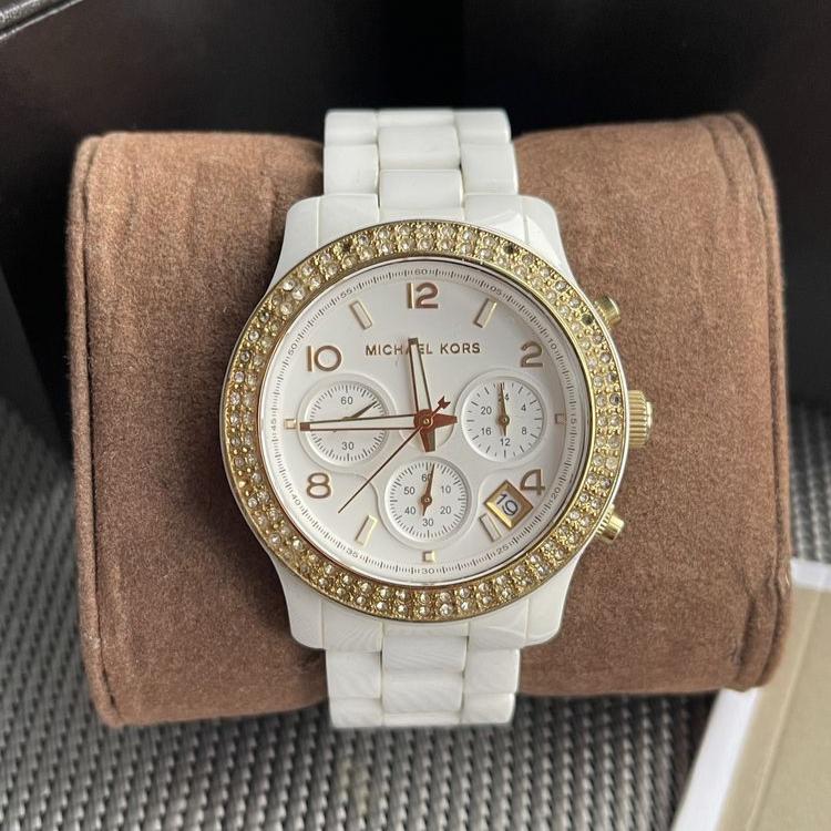 Shop Authentic Michael Kors Runway White Dial White Steel Strap Watch for Women - MK5237 - Luxxuri