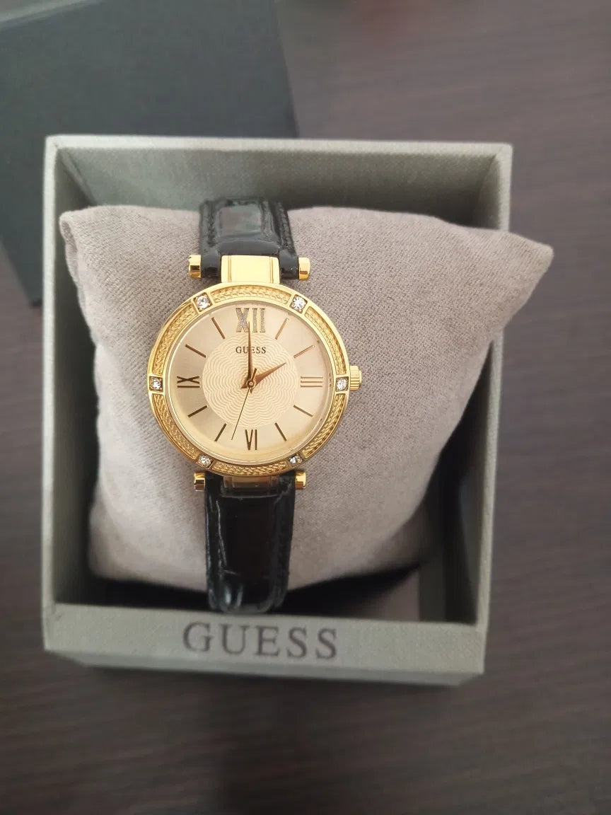  Shop Authentic Guess Park Avenue Quartz Gold Dial Black Leather Strap Watch For Women - W0838L1 - Luxxuri