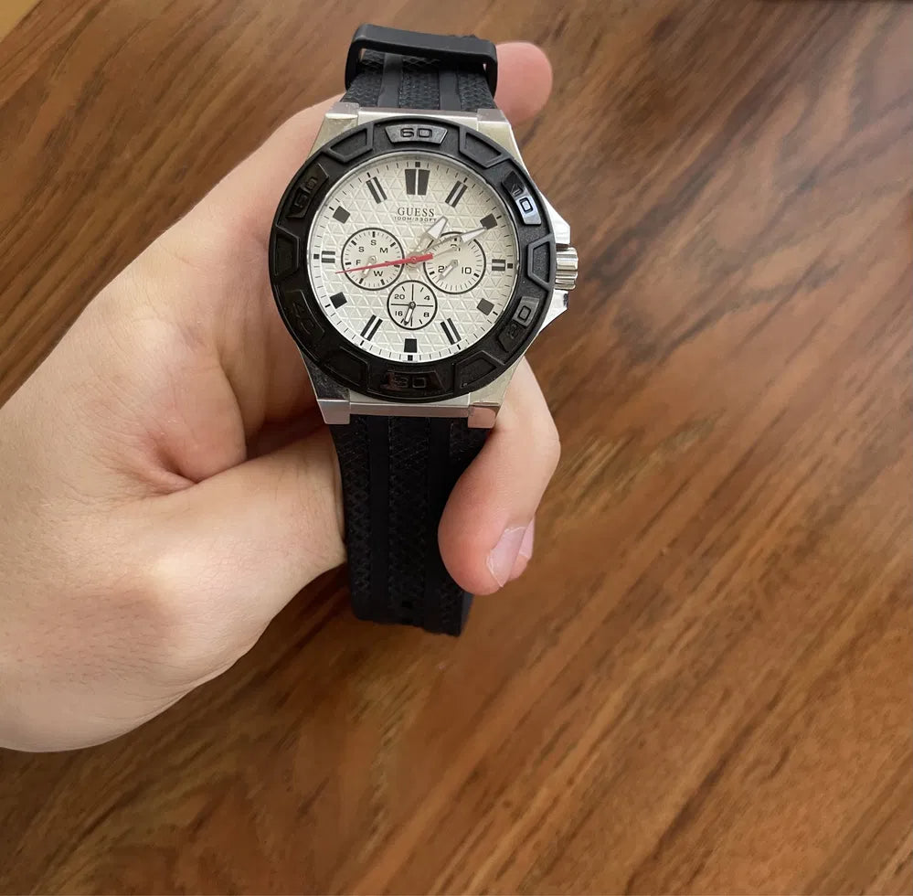  Shop Authentic Guess Force Analog Quartz White Dial Black Rubber Strap Watch For Men - W0674G3 - Luxxuri