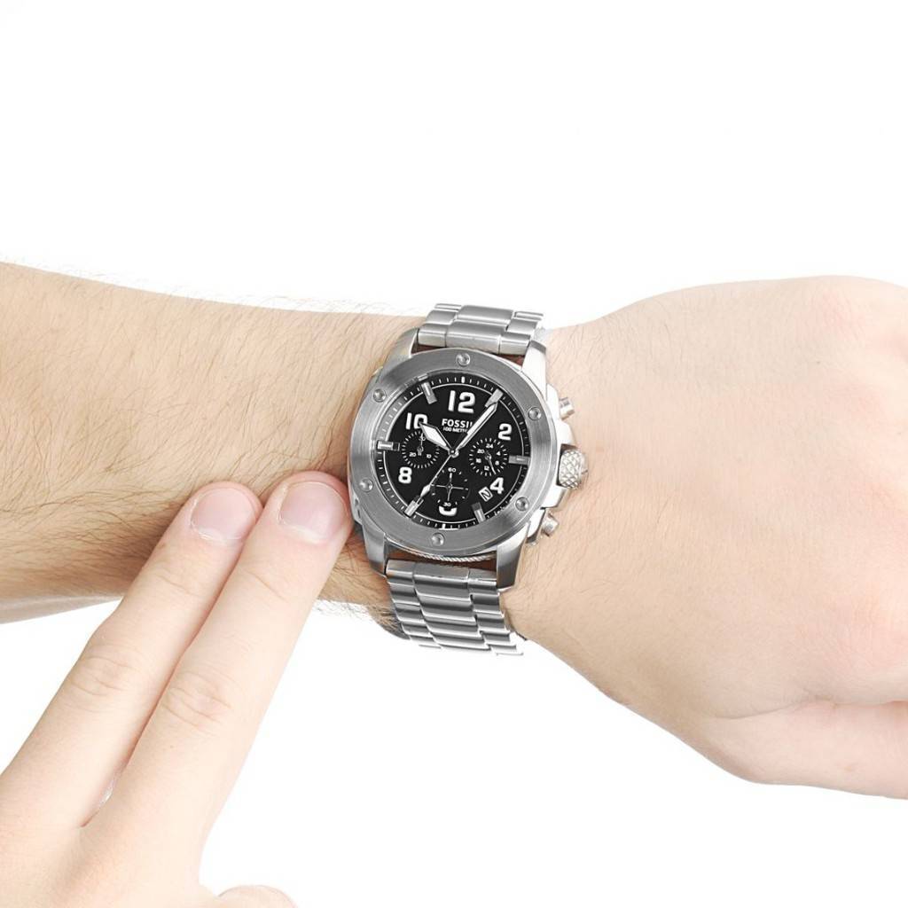  Shop Authentic Fossil Modern Machine Black Dial Silver Steel Strap Watch for Men - FS4926 - Luxxuri