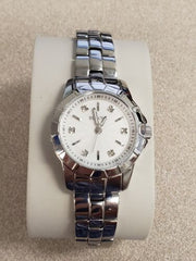  Shop Authentic Bulova Classic Diamonds Silver Dial Silver Steel Strap Watch for Women - 96P121 - Luxxuri