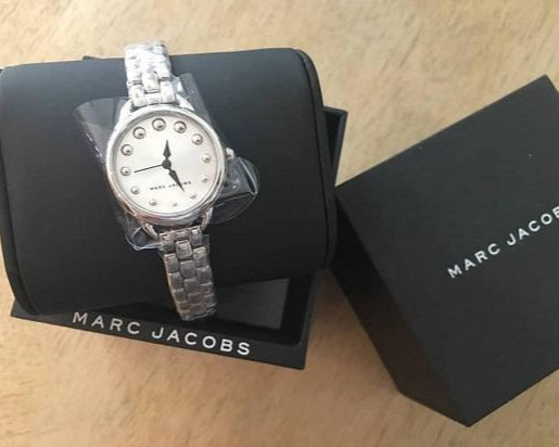  Shop Authentic Marc Jacobs Betty White Dial Silver Steel Strap Watch for Women - MJ3497 - Luxxuri