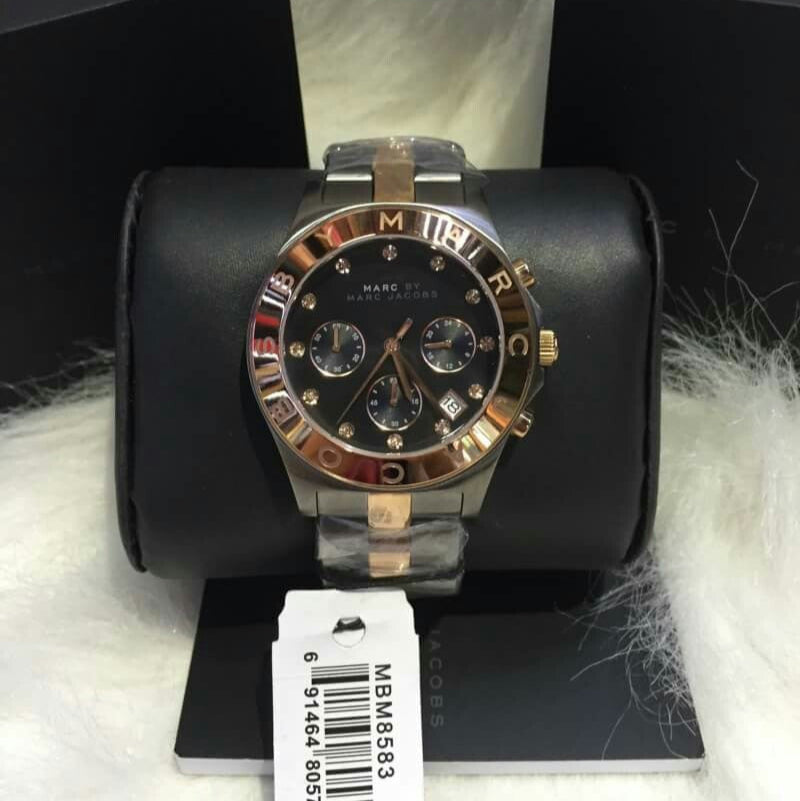  Shop Authentic Marc Jacobs Blade Chronograph Grey Dial Two Tone Steel Strap Watch for Women - MBM8583 - Luxxuri