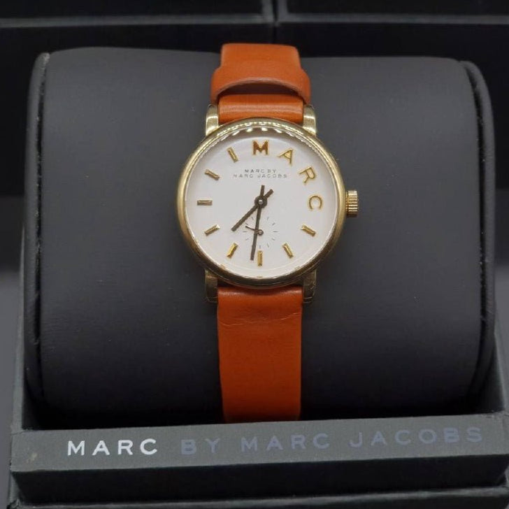  Shop Authentic Marc Jacobs Baker White Dial Brown Leather Strap Watch for Women - MBM1317 - Luxxuri