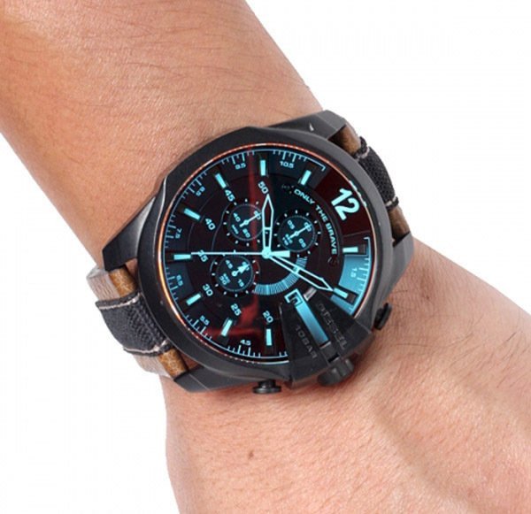  Shop Authentic Diesel Mega Chief Quartz Black Dial Two Tone Leather Strap Watch For Men - DZ4305 - Luxxuri