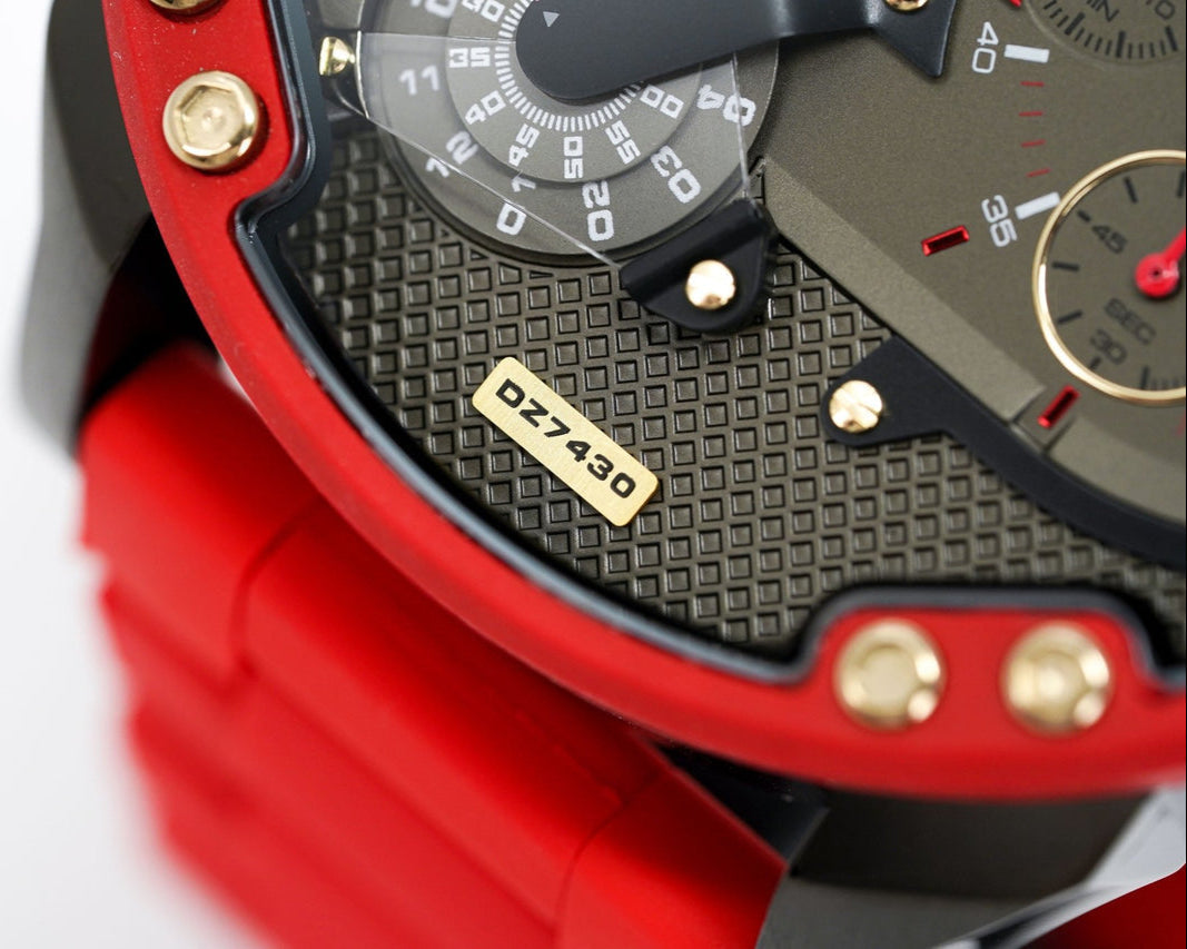  Shop Authentic Diesel Mr Daddy 2.0 Chronograph Grey Dial Red Rubber Strap Watch For Men - DZ7430 - Luxxuri