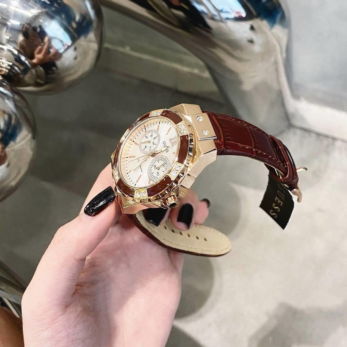  Shop Authentic Guess Limelight Analog White Dial Brown Leather Strap Watch For Women - W0775l14 - Luxxuri