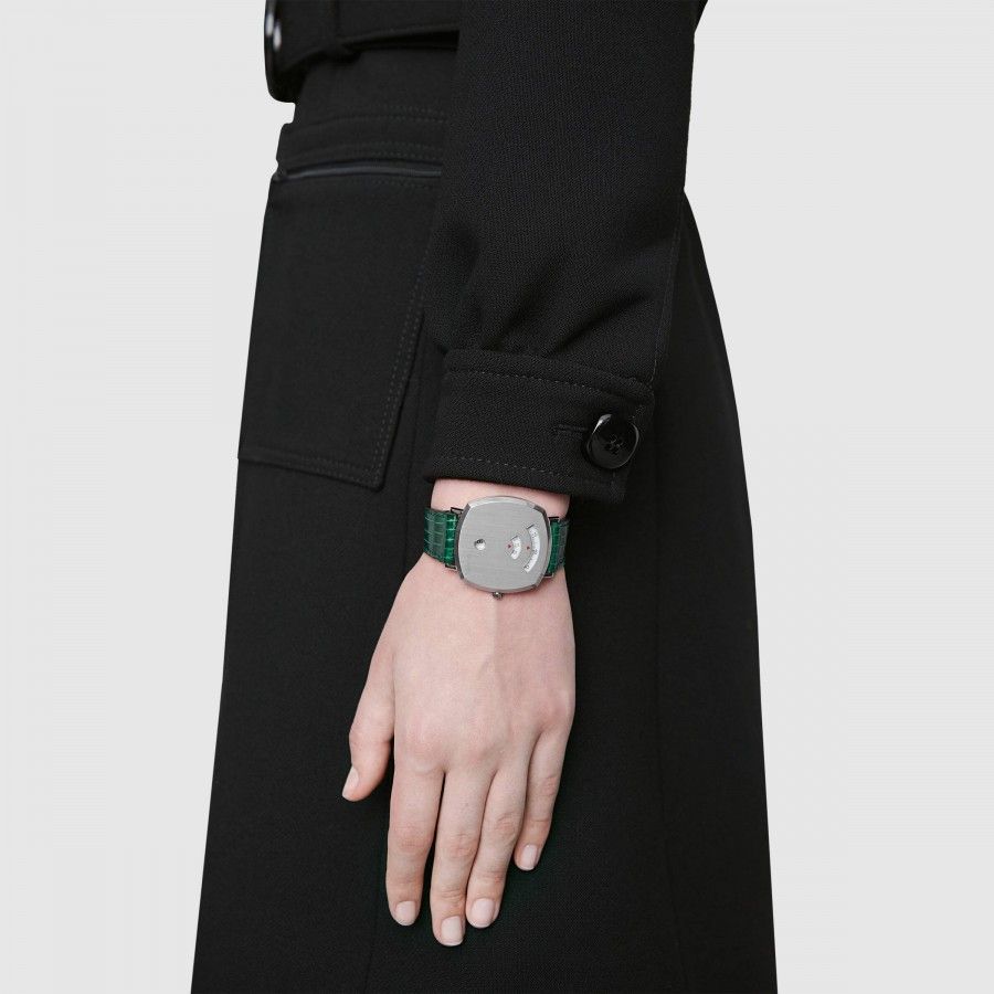  Shop Authentic Gucci Grip Quartz Silver Dial Green Leather Strap Watch For Women - YA157414 - Luxxuri