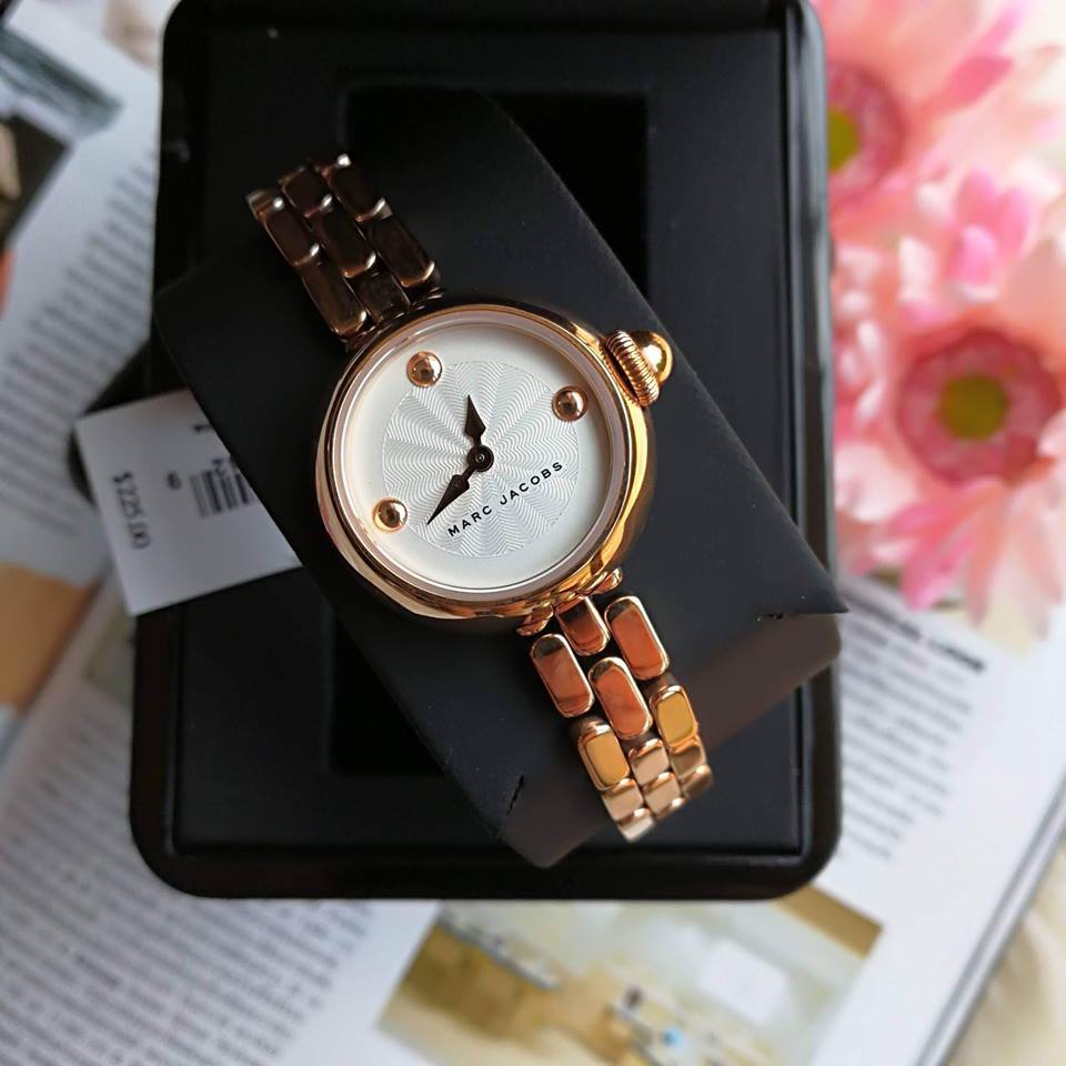  Shop Authentic Marc Jacobs Courtney White Dial Rose Gold Steel Strap Watch for Women - MJ3458 - Luxxuri