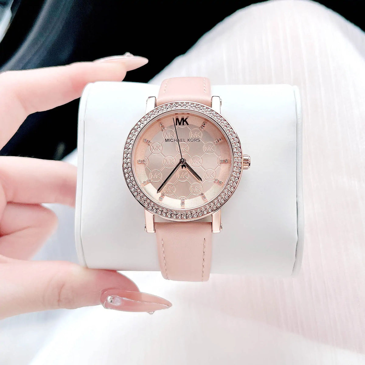  Shop Authentic Michael Kors Corey Analog Rose Gold Dial Pink Leather Strap Watch For Women - MK2987 - Luxxuri