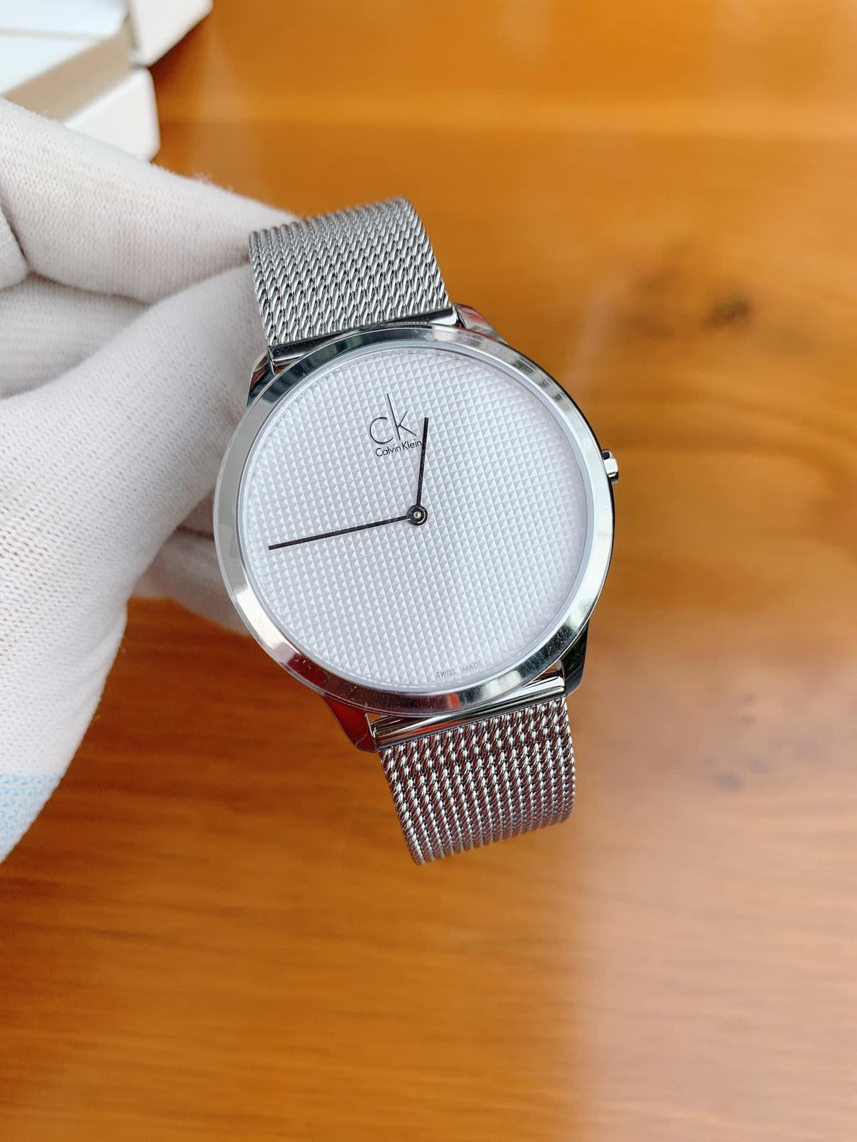  Shop Authentic Calvin Klein Minimal White Dial Silver Mesh Bracelet Watch for Women - K3M2212Y - Luxxuri
