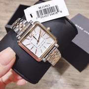 Shop Authentic Marc Jacobs Vic Silver Dial Two Tone Steel Strap Watch for Women - MJ3463 - Luxxuri