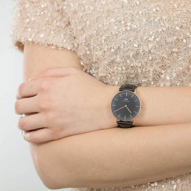  Shop Authentic Daniel Wellington Classic Sheffield Black Dial Black Leather Strap Watch For Women - DW00100139 - Luxxuri