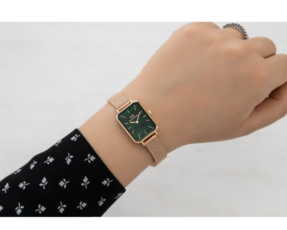  Shop Authentic Daniel Wellington Quadro Melrose Green Dial Rose Gold Mesh Strap Watch For Women - DW00100437 - Luxxuri