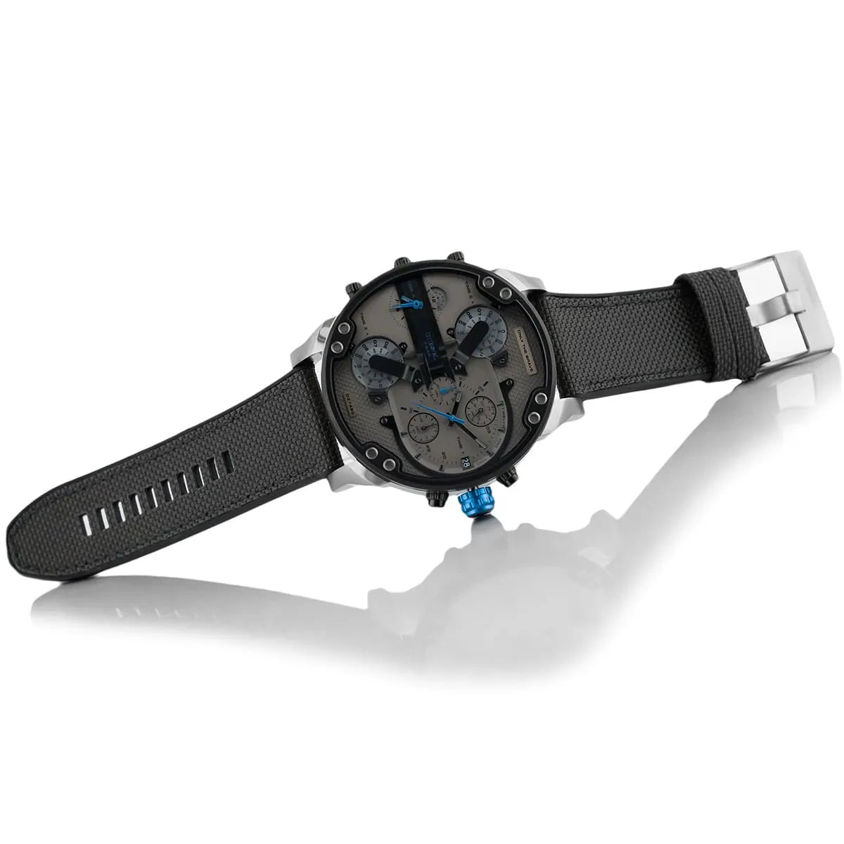  Shop Authentic Diesel Mr Daddy 2.0 Chronograph Grey Dial Black Nylon Strap Watch For Men - DZ7420 - Luxxuri