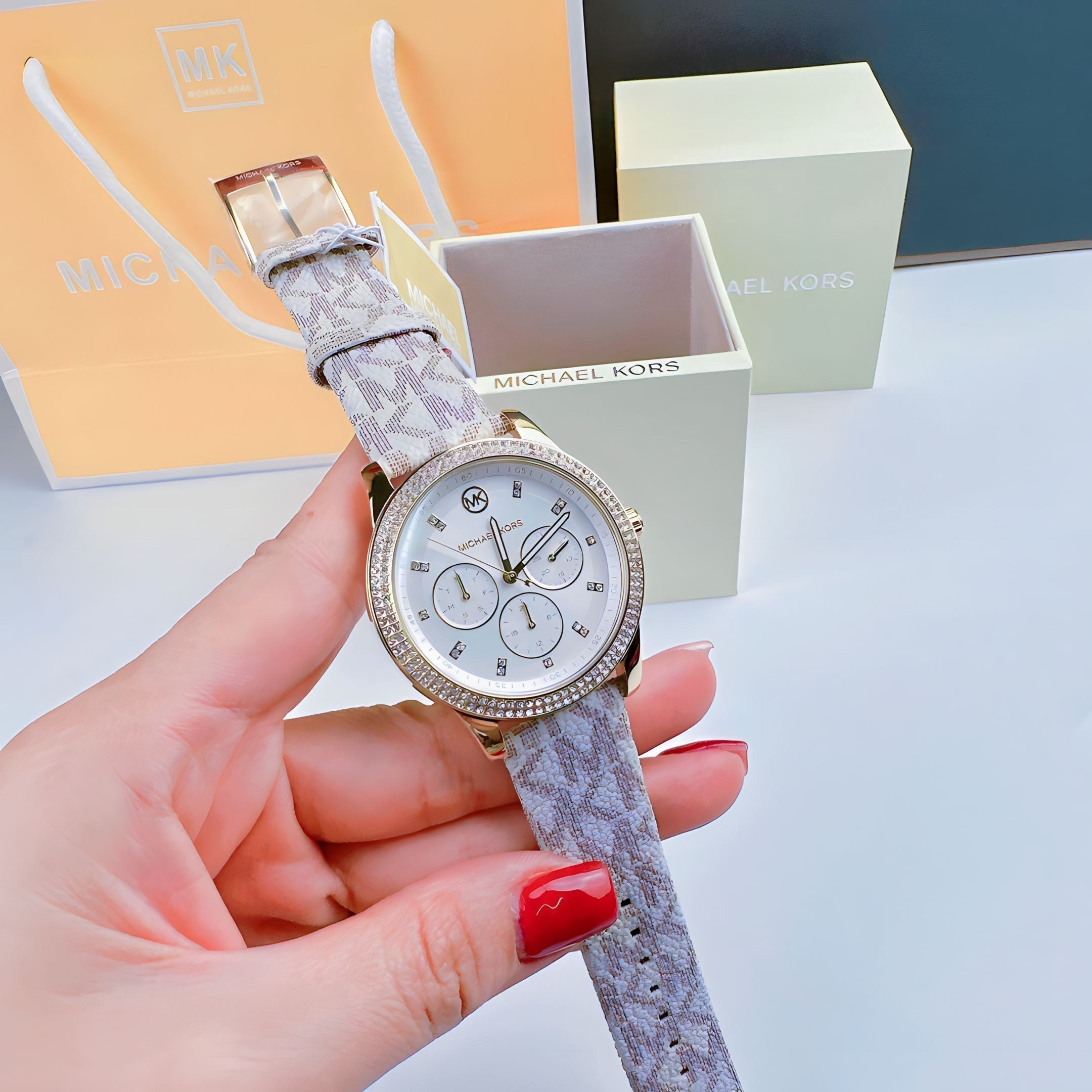  Shop Authentic Michael Kors Tibby Multifunction Silver Dial White Leather Strap Watch For Women - MK6967 - Luxxuri