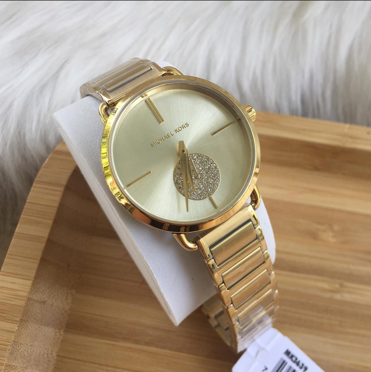  Shop Authentic Michael Kors Portia Gold Dial Gold Steel Strap Watch for Women - MK3639 - Luxxuri