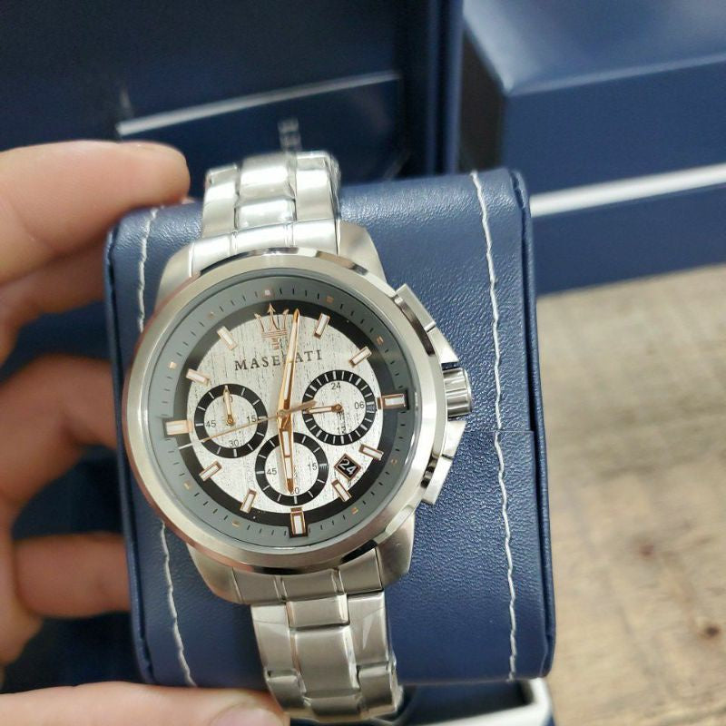  Shop Authentic Maserati Successo Chronograph Silver Dial Silver Steel Strap Watch For Men - R8873621004 - Luxxuri