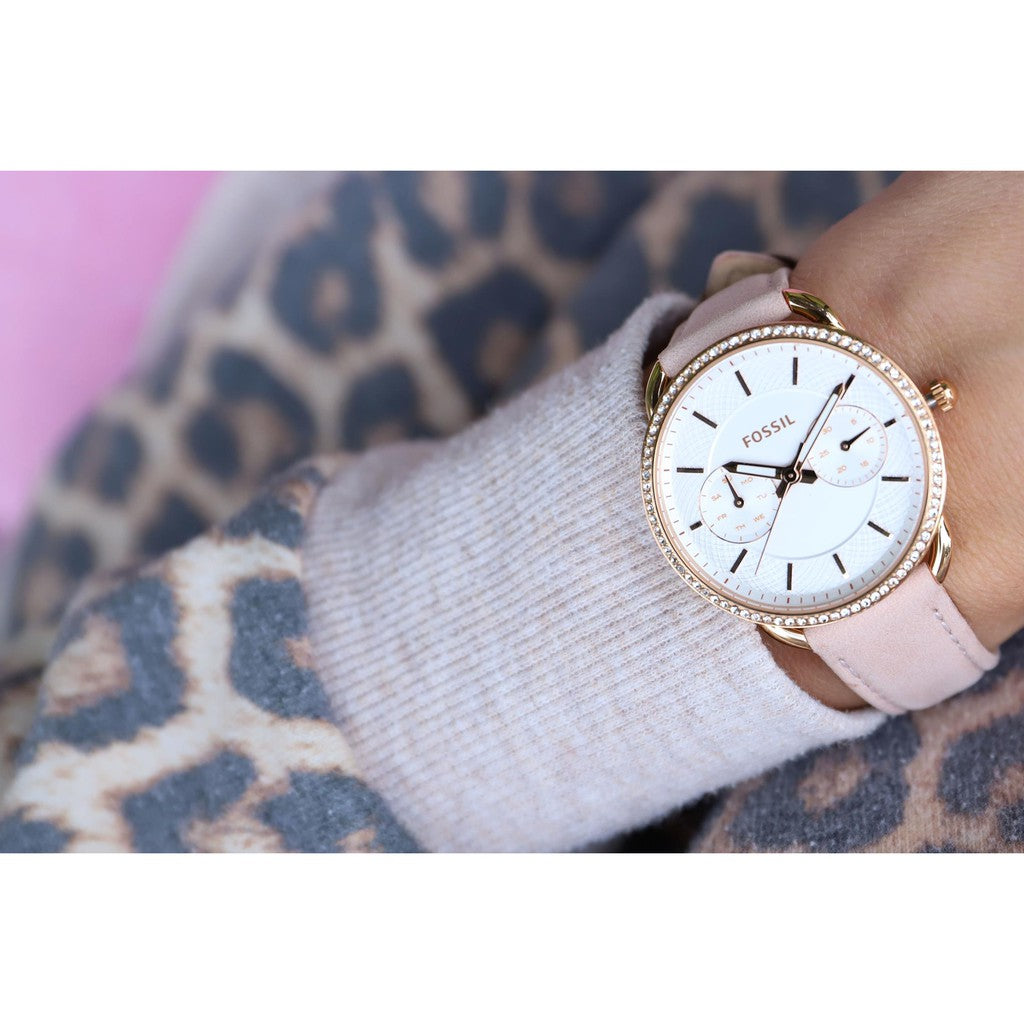  Shop Authentic Fossil Tailor Quartz White Dial Pink Leather Strap Watch for Women - ES4393 - Luxxuri