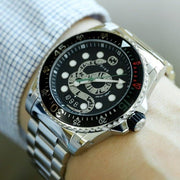  Shop Authentic Gucci Dive Snake Black Dial Silver Steel Strap Watch For Men - YA136218 - Luxxuri