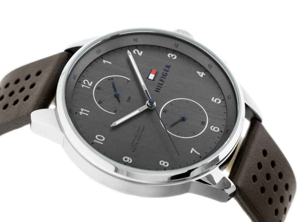  Shop Authentic Tommy Hilfiger Chase Quartz Brown Dial Brown Leather Strap Watch for Men - 1791579 - Luxxuri